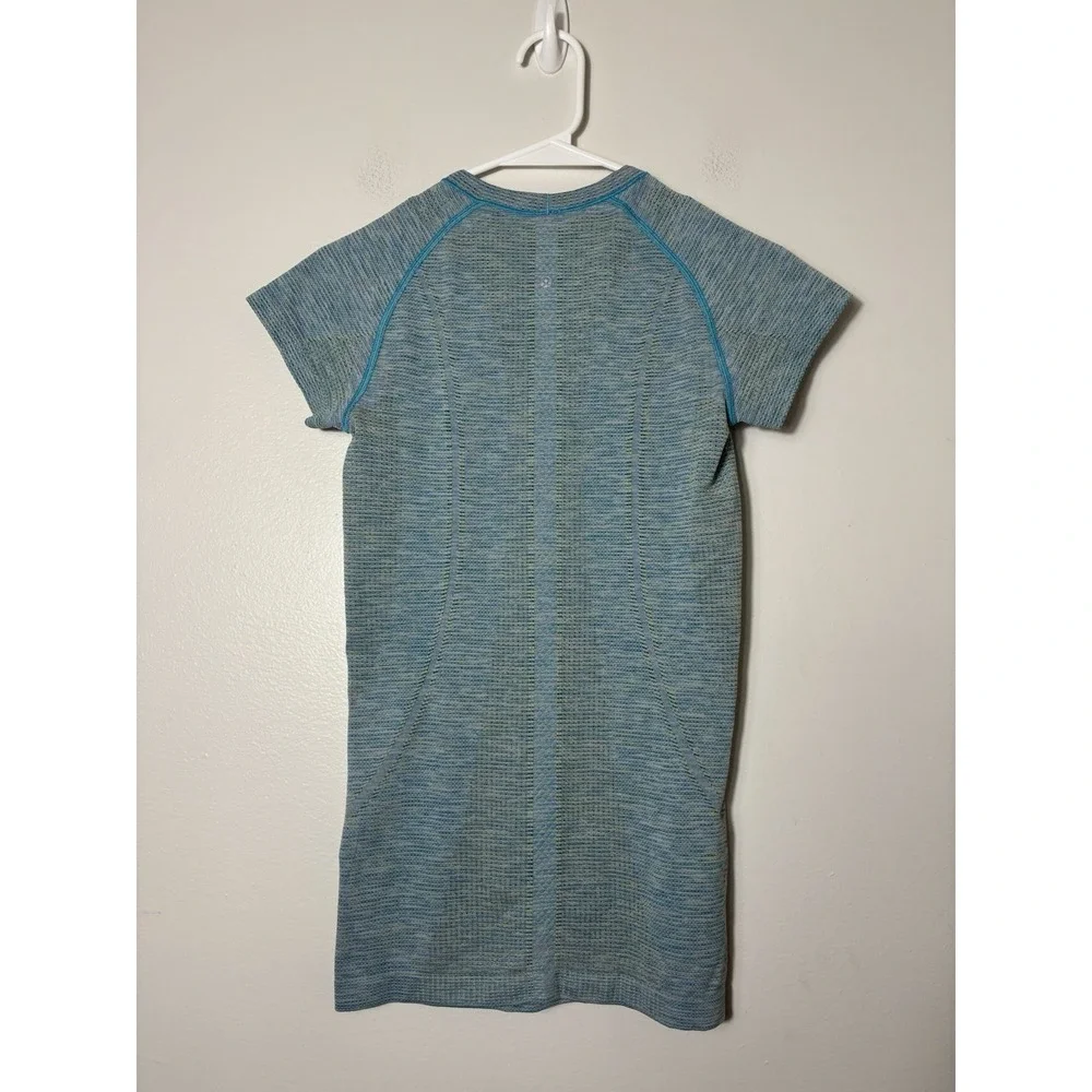 Lululemon Swiftly Short Sleeve Top Sz 2 Blue Athletic Casual